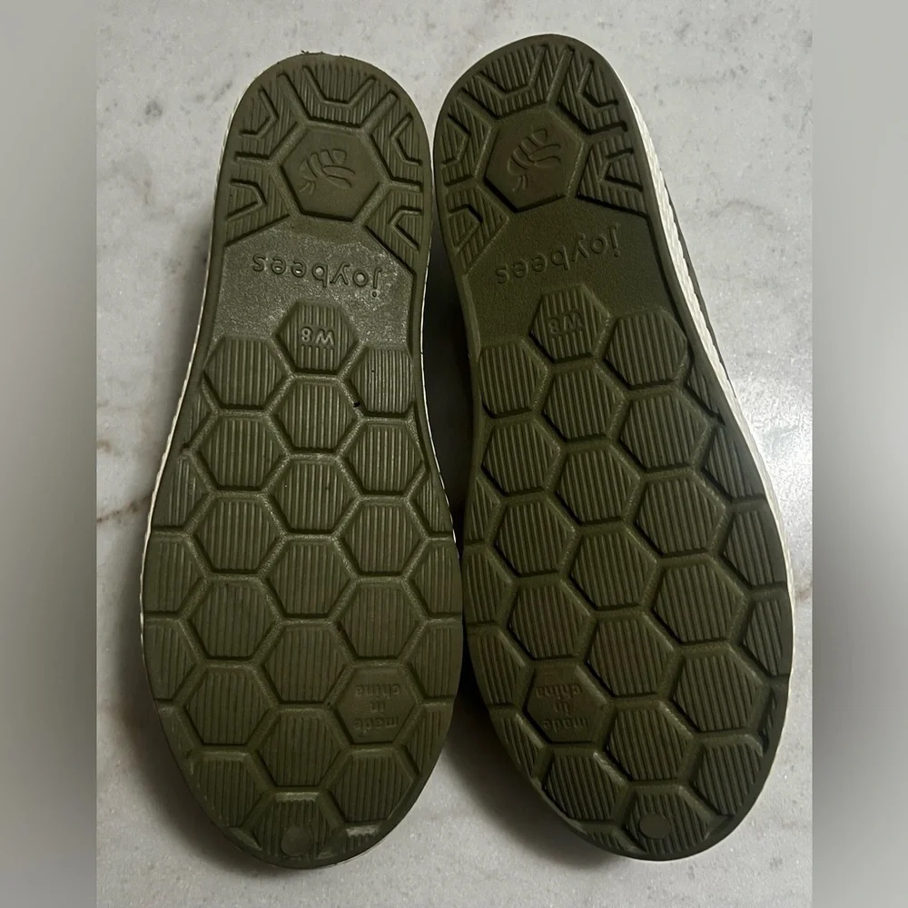 Joybees Women's Espadrille shoes in the Dusty Olive Size 8